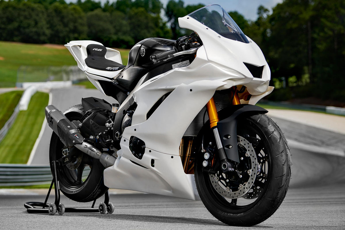 La Yamaha R6 GYTR 2022 cumple con las especificaciones para competir
