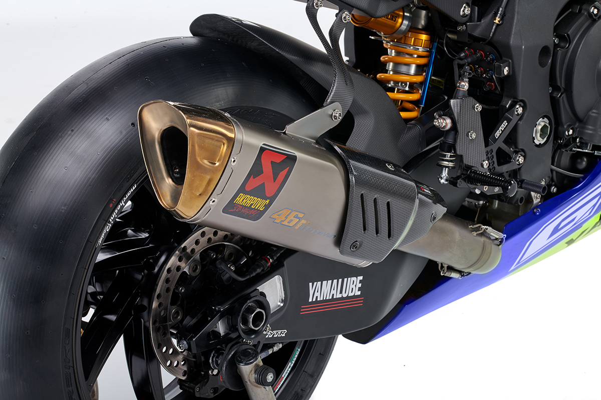 yamaha_vr46_r1_gytr_detalle_tubo_de_escape