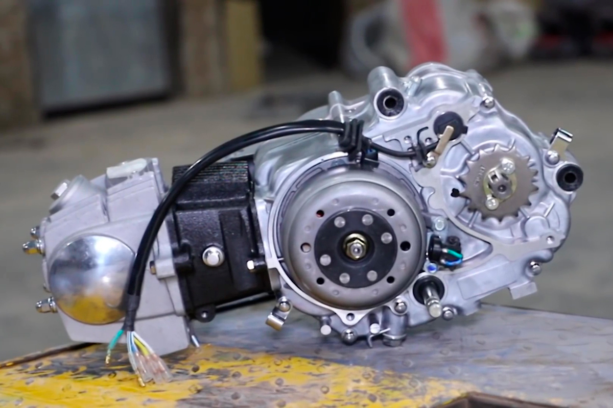 Así es el resultado final de este motor fabricado a mano en Pakistán
