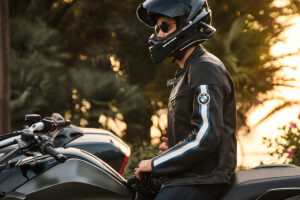 BMW Motorrad ofrece un descuento del 30% en sus concesionarios en equipamiento y accesorios