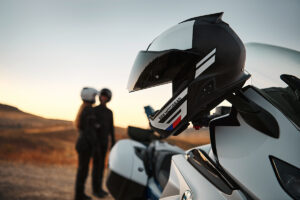 Localiza tu concesionario BMW Motorrad más cercano y aprovéchate del 30% de descuento en equipamiento