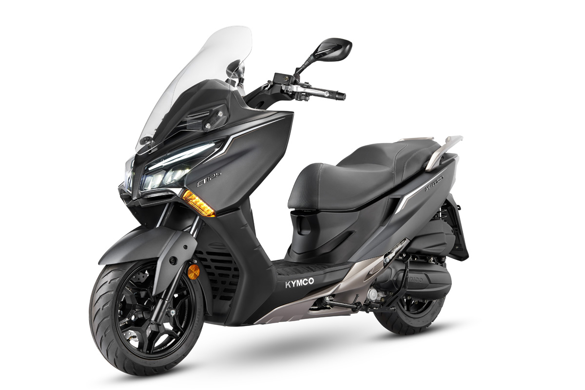 El KYMCO X-Town CT 125 cuenta con ruedas de 13 pulgadas