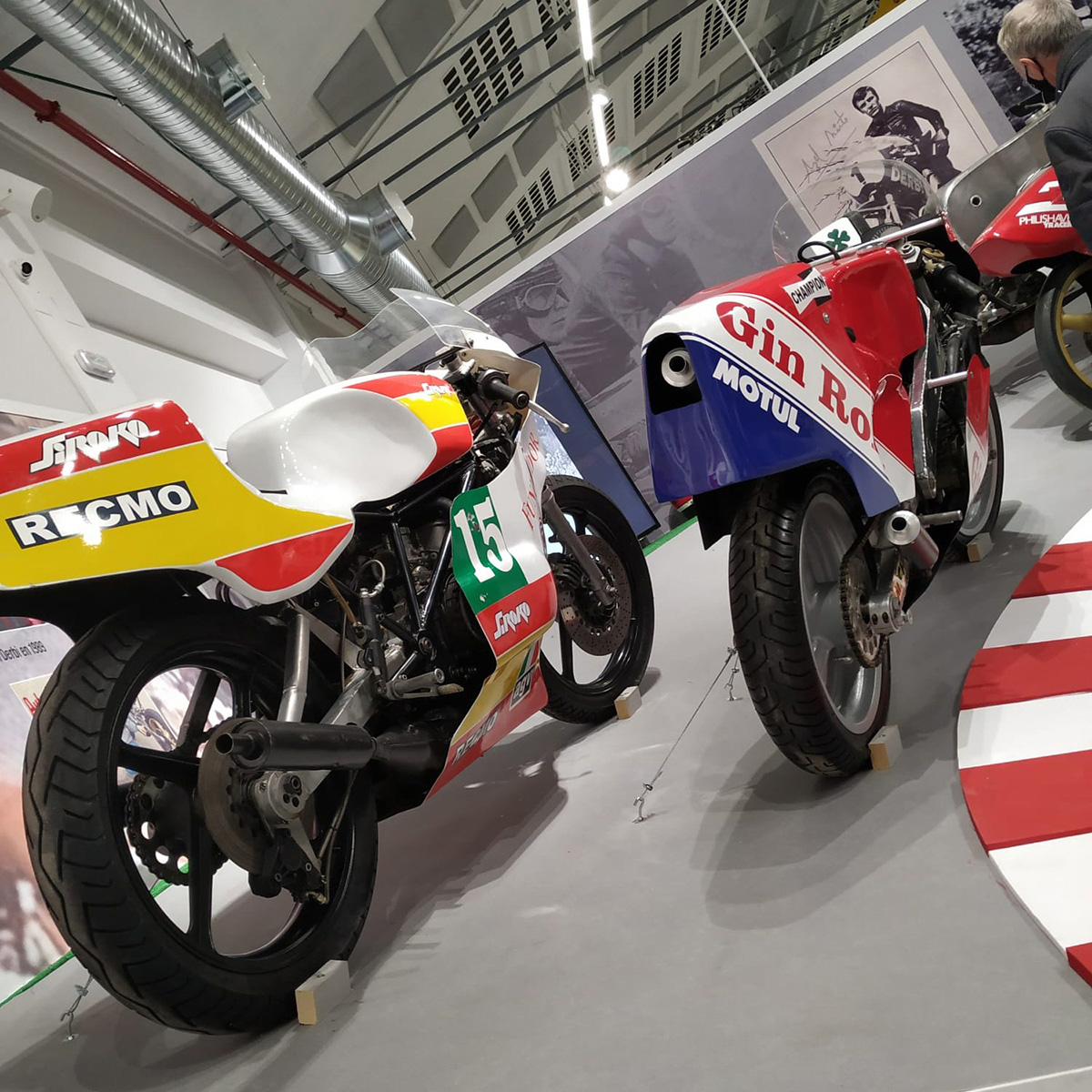 La exposición Motos Made in Spain también cuenta con algunas increíbles motos de competición españolas
