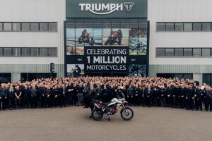 Triumph celebra su moto un millón