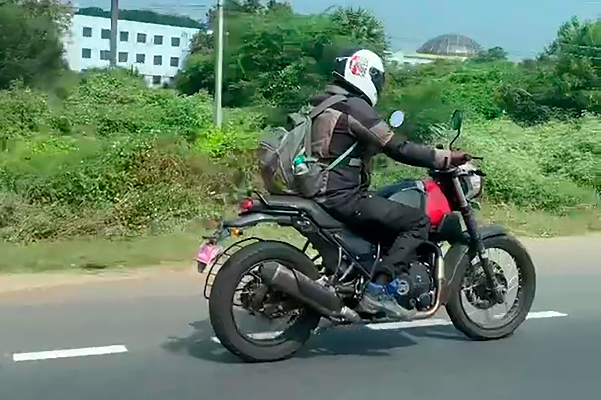 De momento Royal Enfield ni confirma ni desmiente la nueva Himalayan asfáltica