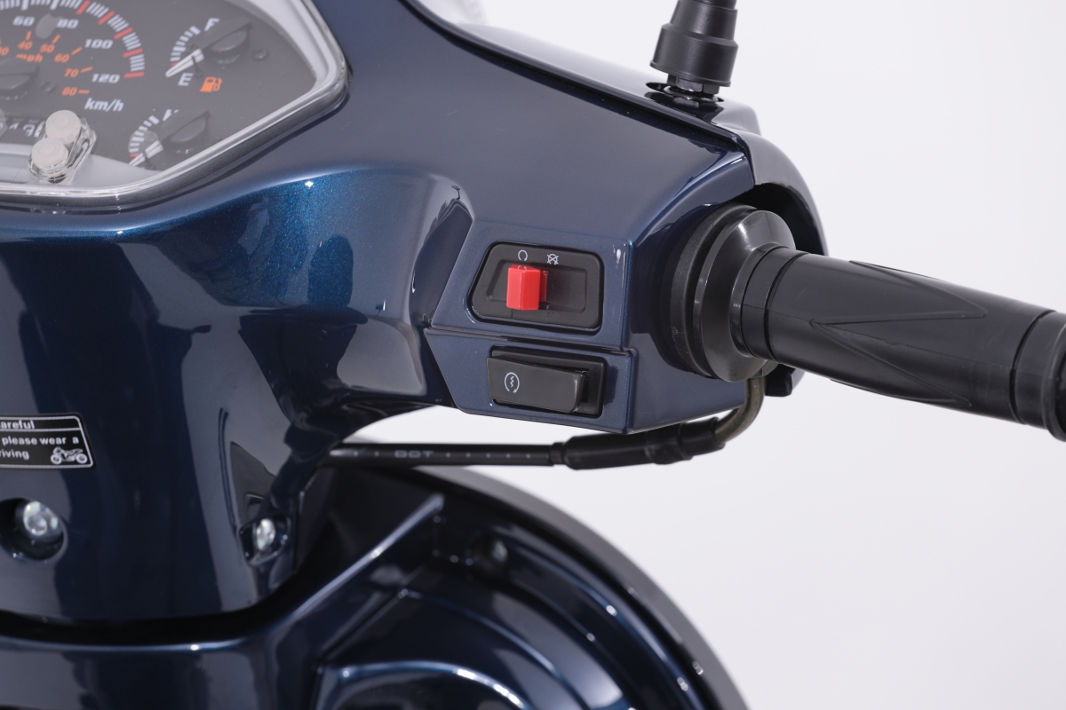 Riya Rome 125 - Detalle manillar