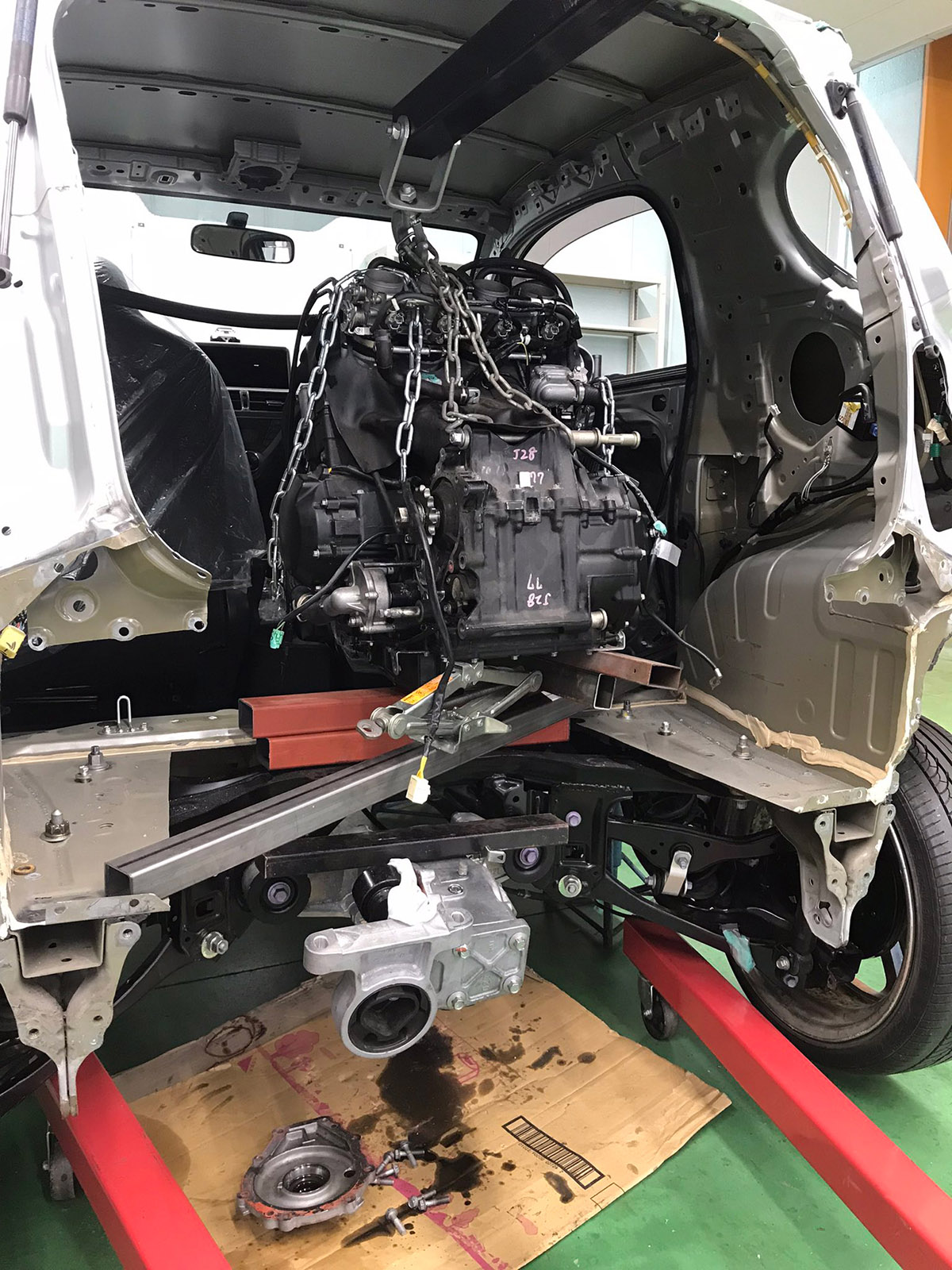 El motor de la ZX-14R va colocado en su parte trasera