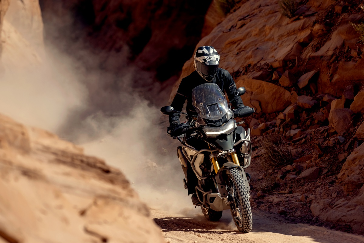 Gama Triumph Tiger 1200 Rally 2022 03