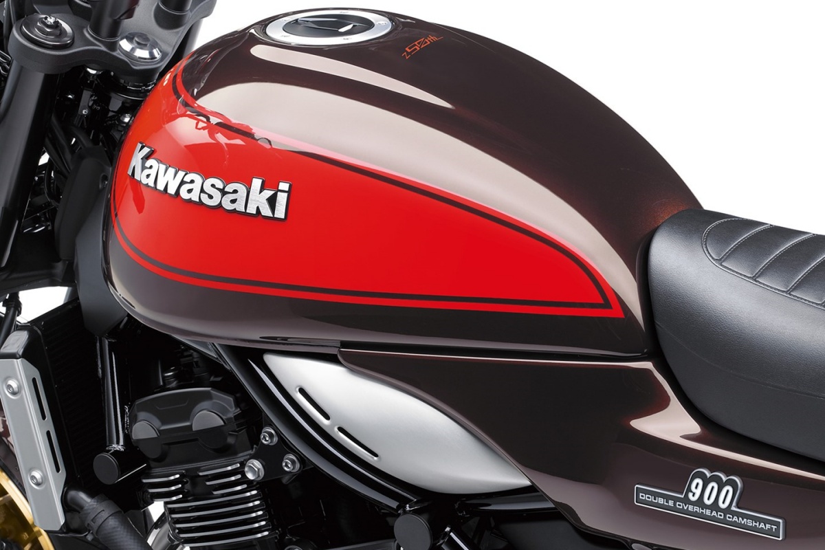 Detalle Kawasaki Z900RS 50 Aniversario