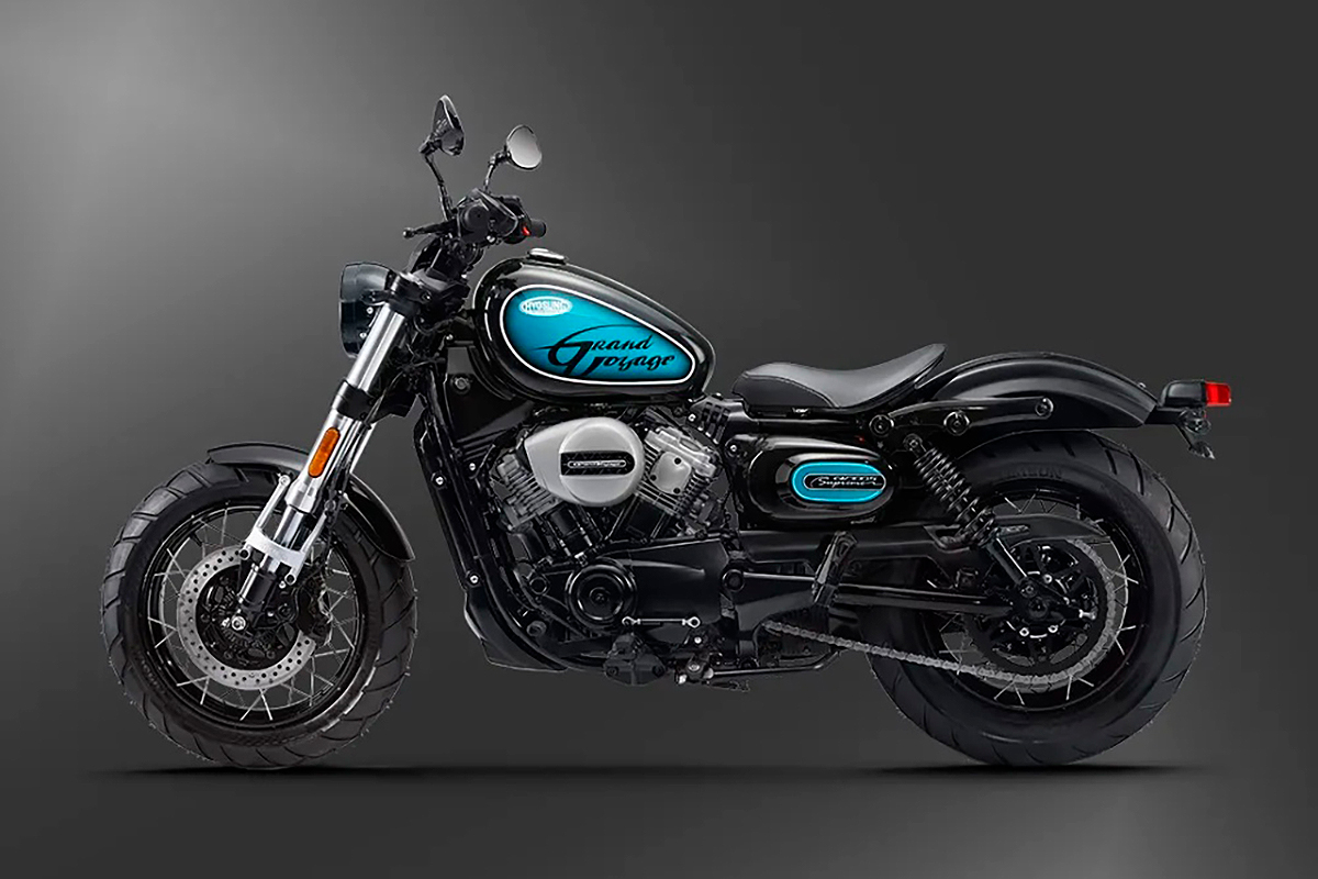 La nueva Hyosung GV300S 2022 vista desde el lado izquierdo