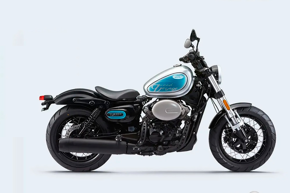 La nueva Hyosung GV300S 2022 en acabado Ore Silver