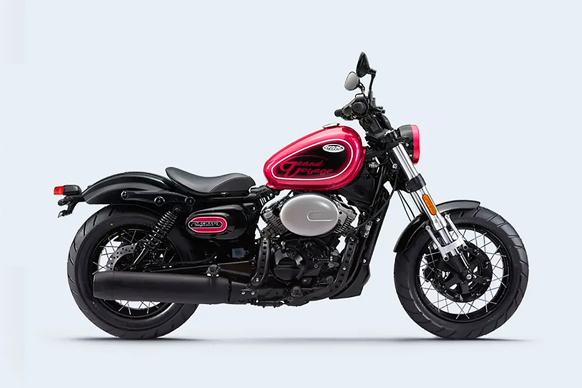 La nueva Hyosung GV300S 2022 en acabado Rose Red