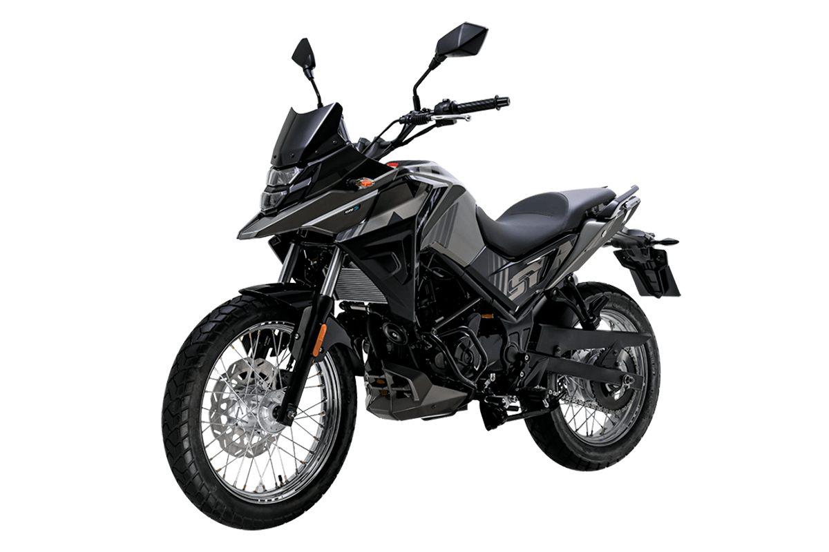 La SYM NH T300, una trail adventure de acceso con llantas de 19 y 17 pulgadas respectivamente