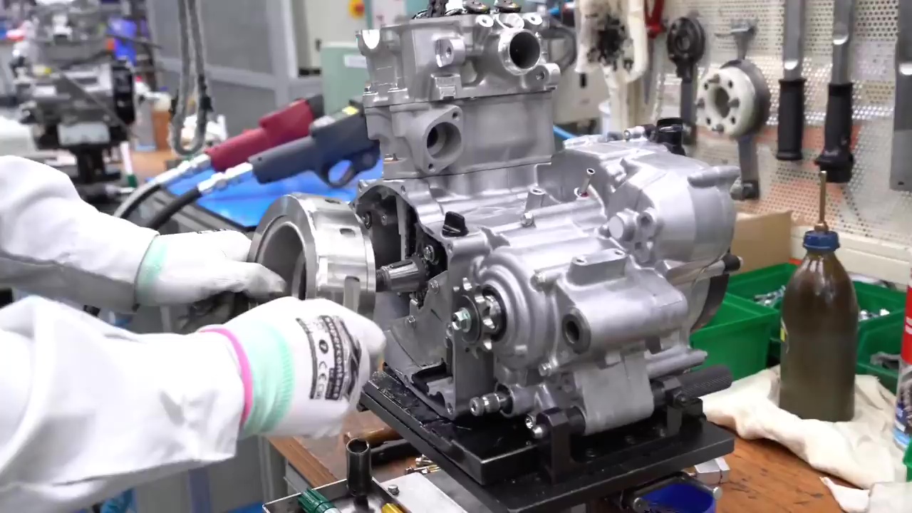 El motor, ya casi terminado, listo para ser ubicado en la moto