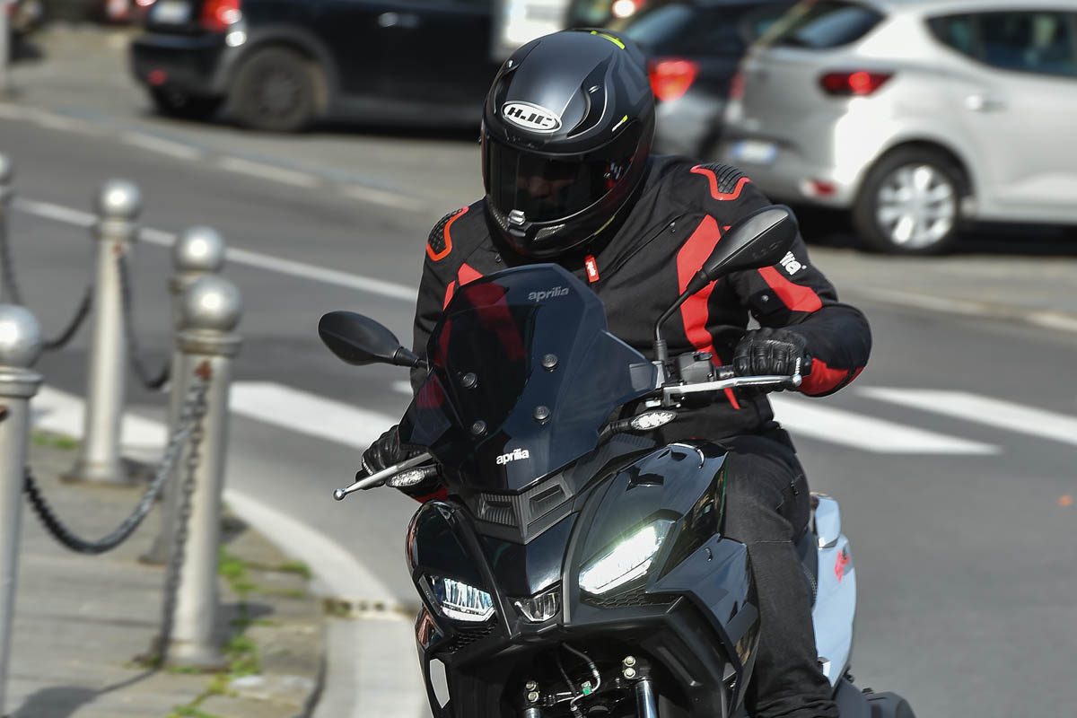 aprilia_sr_gt_125_2022_03