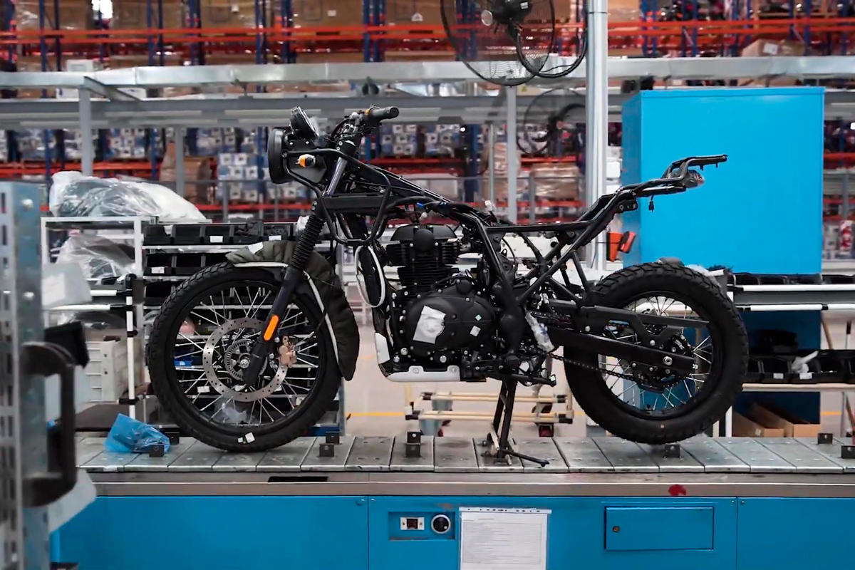 El armazón de la Royal Enfield Himalayan, preparada para recibir los acabados finales