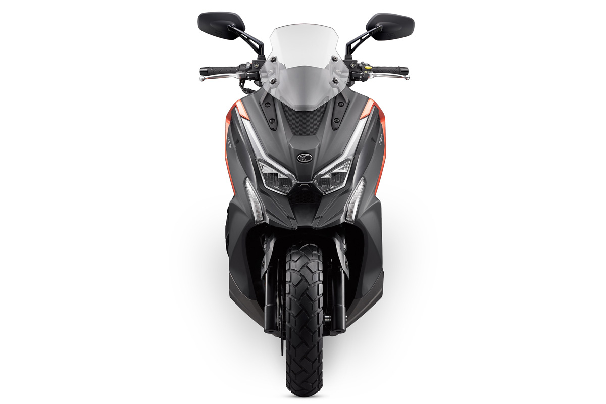 El nuevo KYMCO DTX 350, por delante
