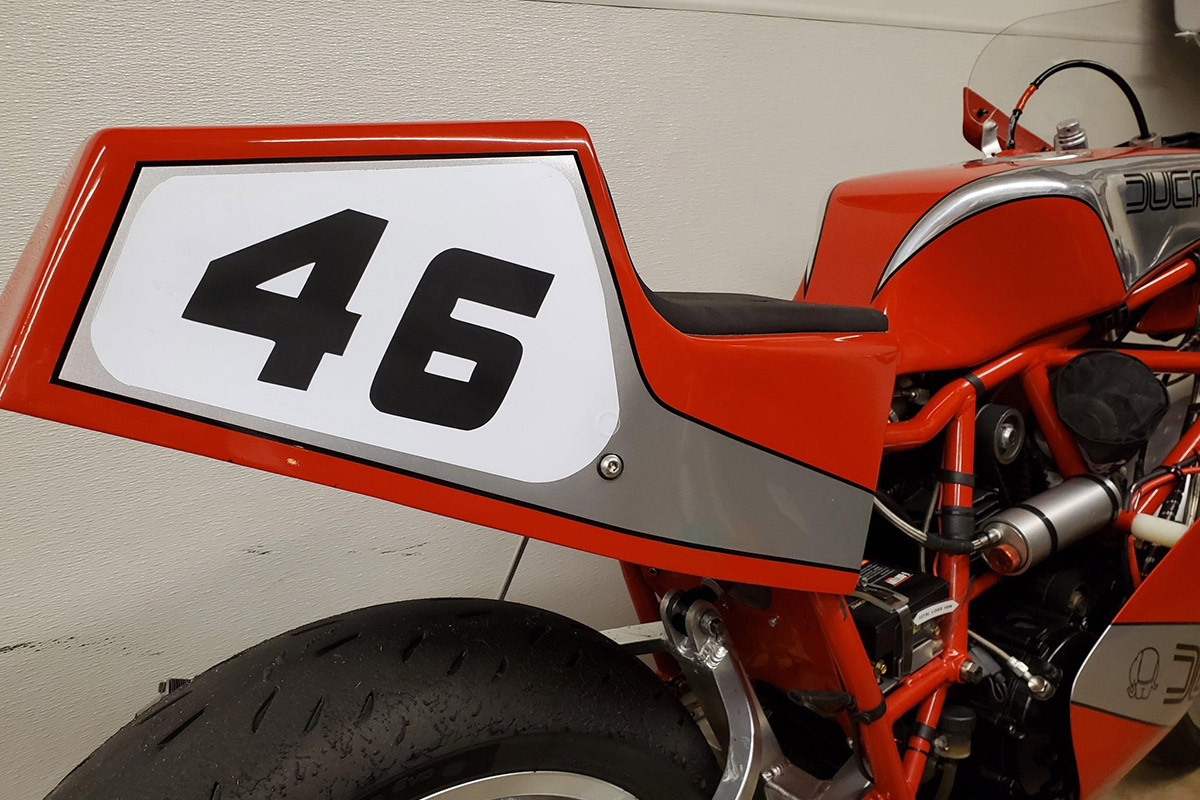 Detalle del colín de la Ducati