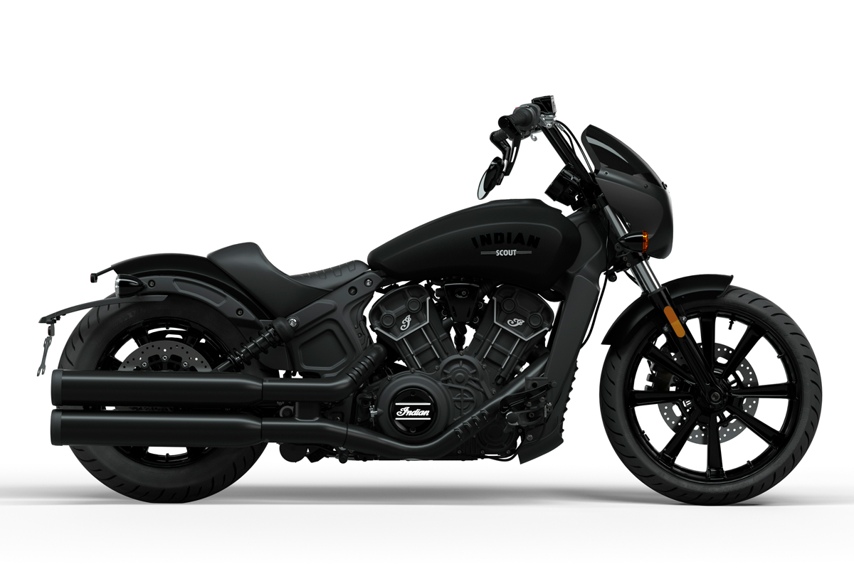 La nueva Indian Scout Rogue 2022 en el color Negro Midnight Ahumado