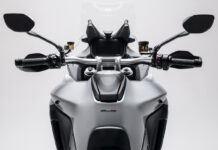 Los retrovisores de nuestra moto deben estar en perfecto estado siempre