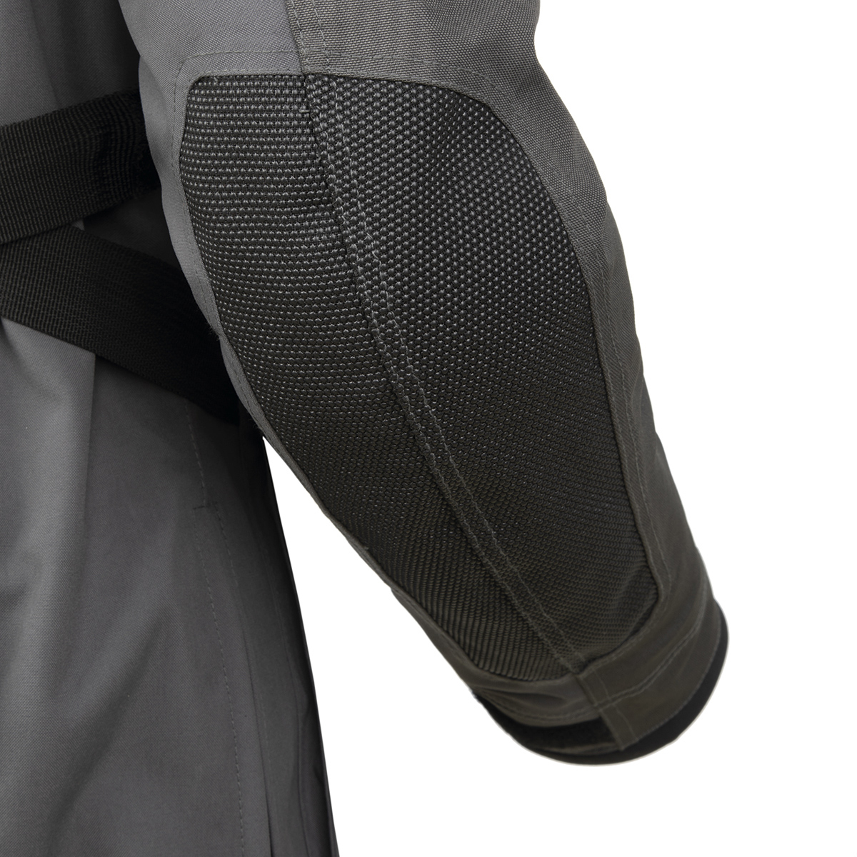 La nueva chaqueta J-ZERO de T.ur tiene protecciones ventiladas de nivel 2 en los codos