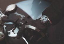 triumph_breitling_4