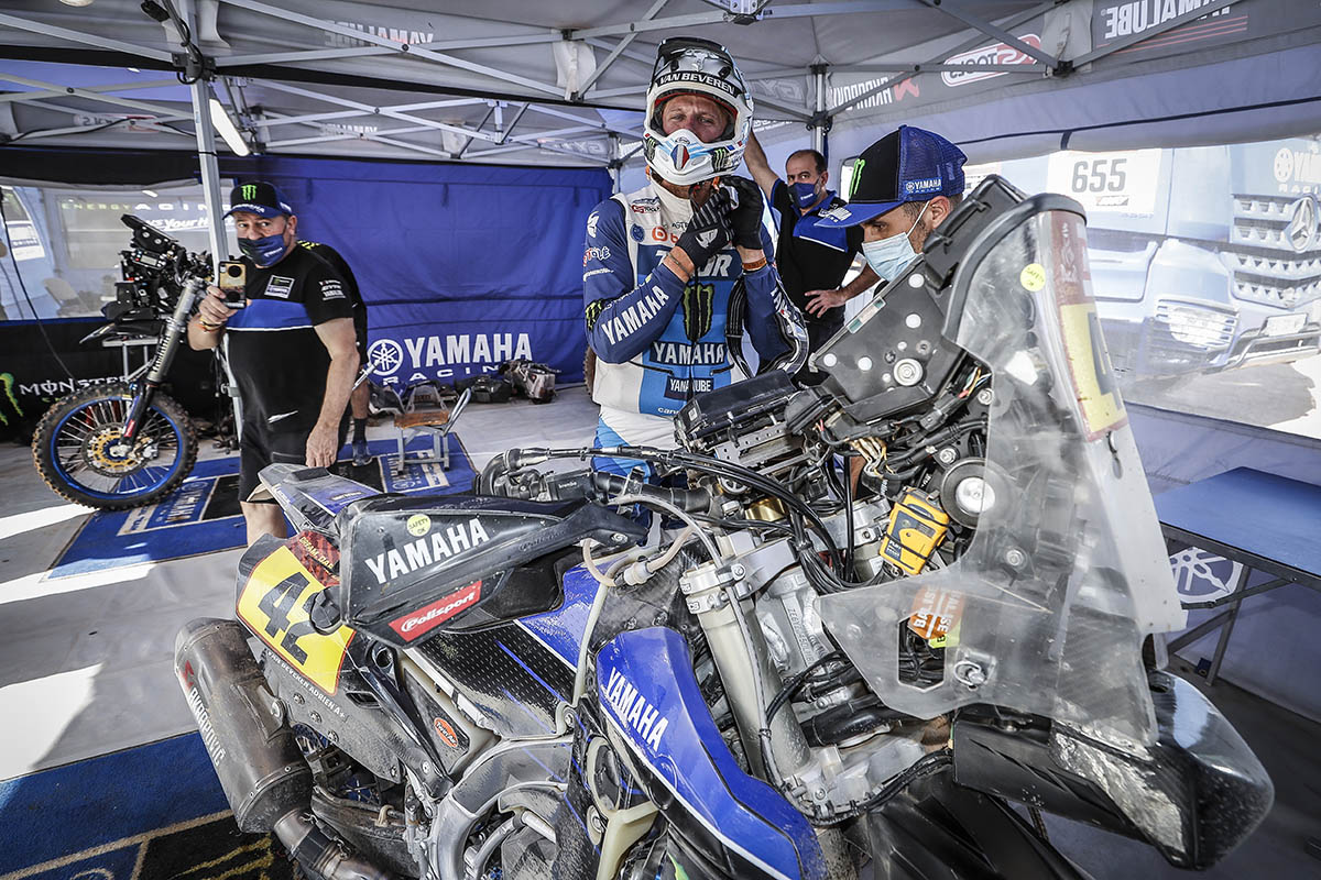 Adrien Van Beveren en las asistencias de Yamaha