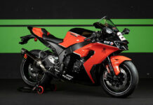 Kawasaki Ninja ZX-10RR Heritage GPz900R: pasado y presente