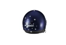 Casco con diseño especial a juego con el Liberty Baci