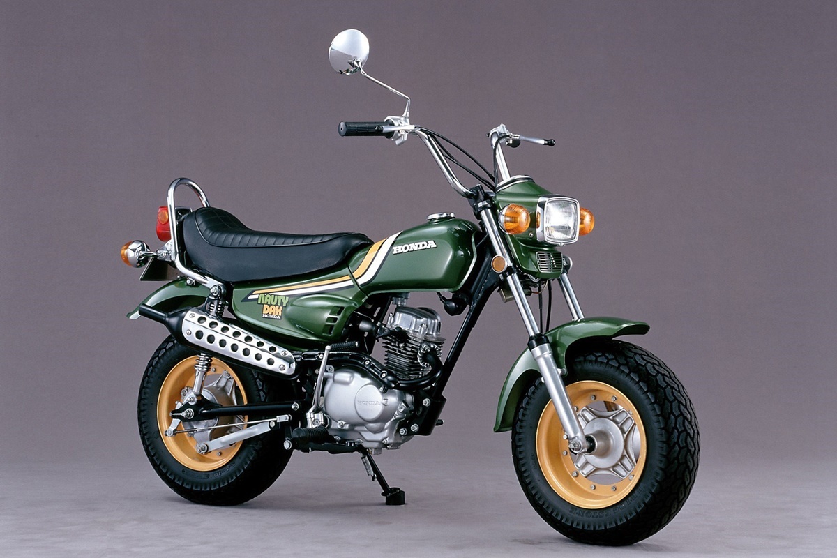 honda_st125_dax_05_1200_