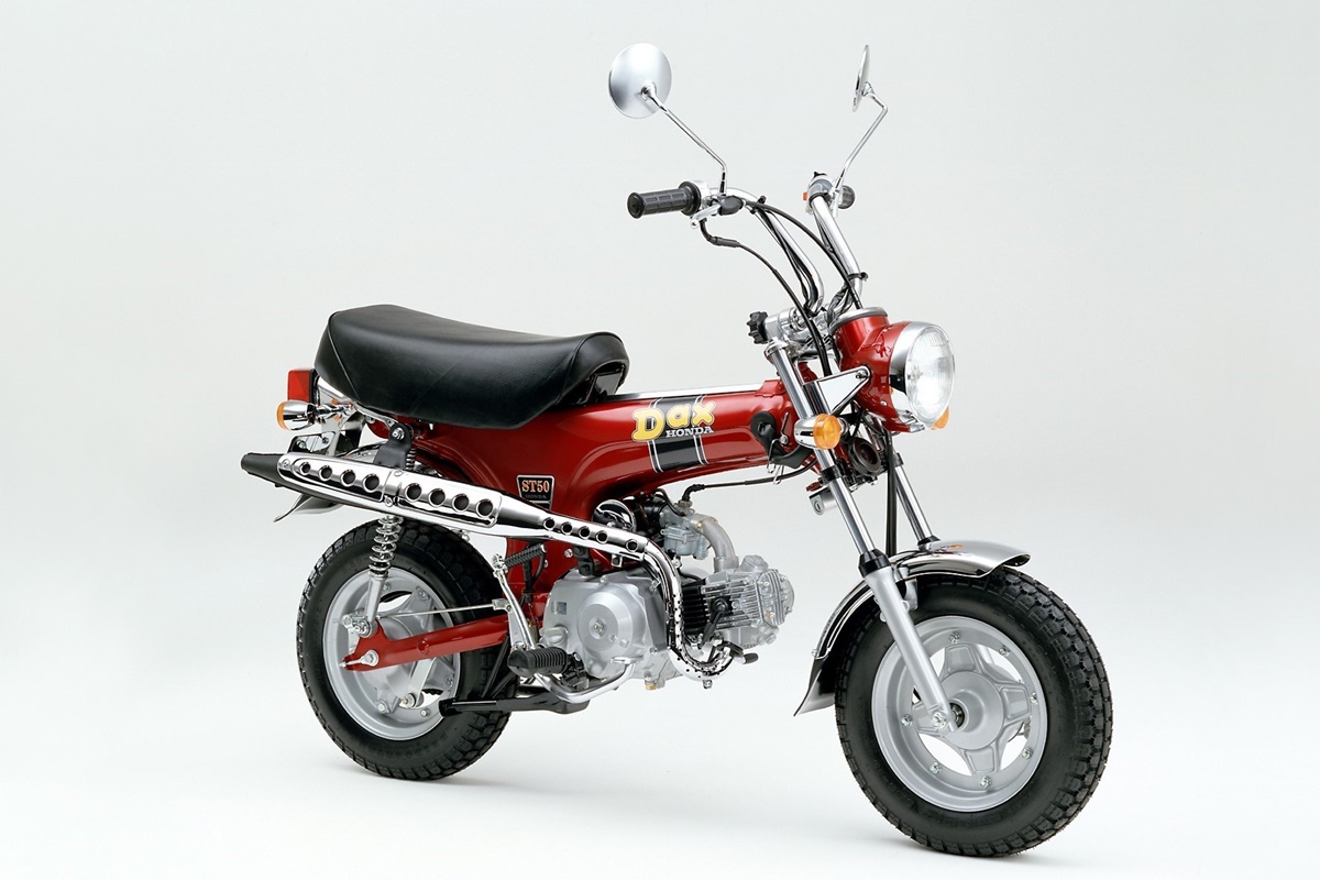 honda_st125_dax_09_1200_
