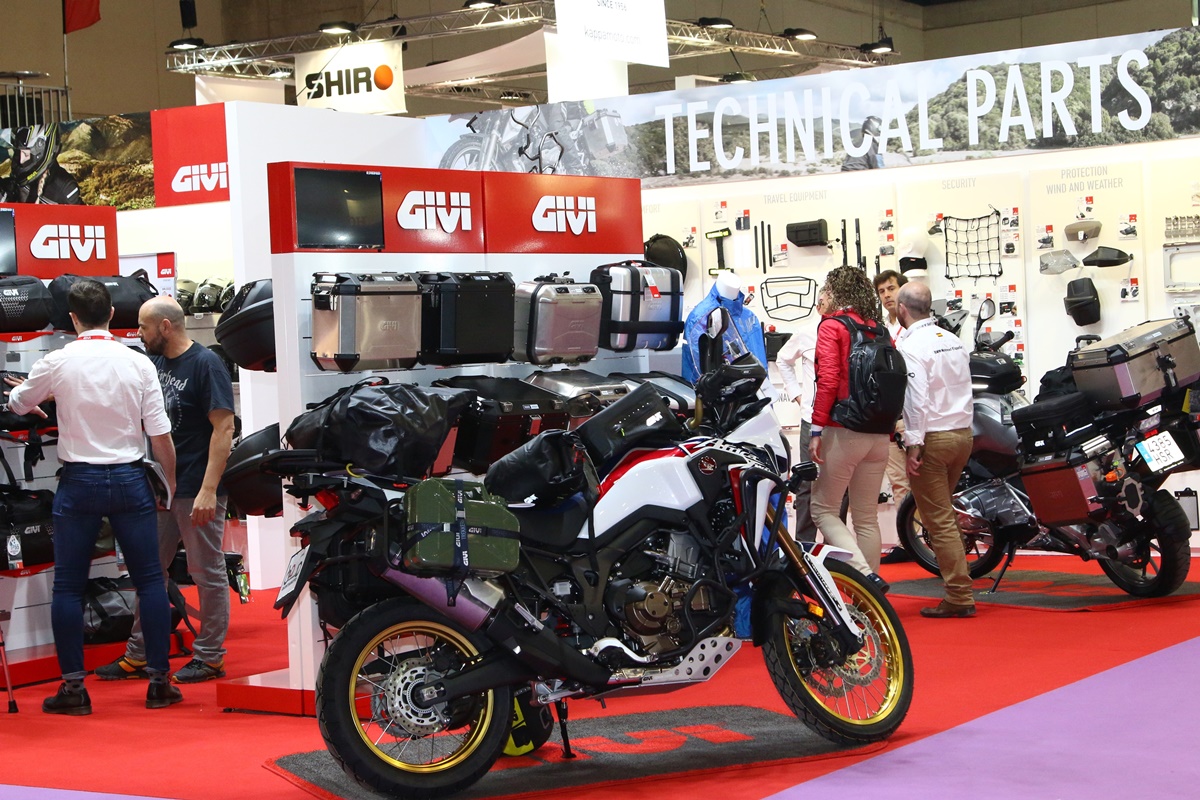Exposición de productos Givi