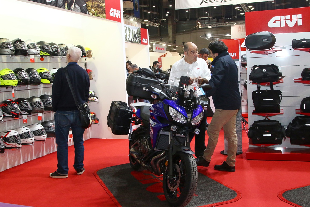 Exposición de productos Givi