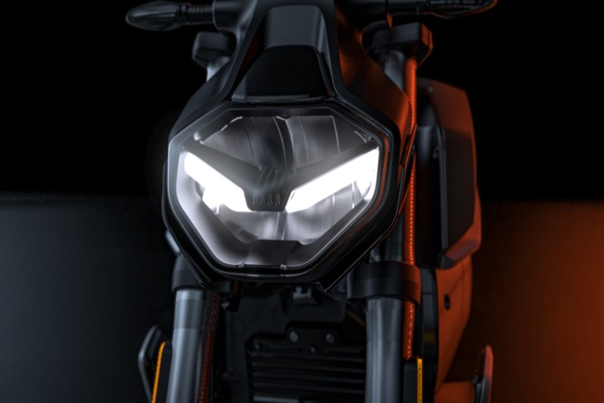 Super Soco TS Hunter 2022 faro frontal full-LED