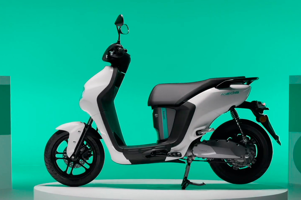 El nuevo Yamaha NEO’S es un scooter eléctrico equivalente a 50 cc