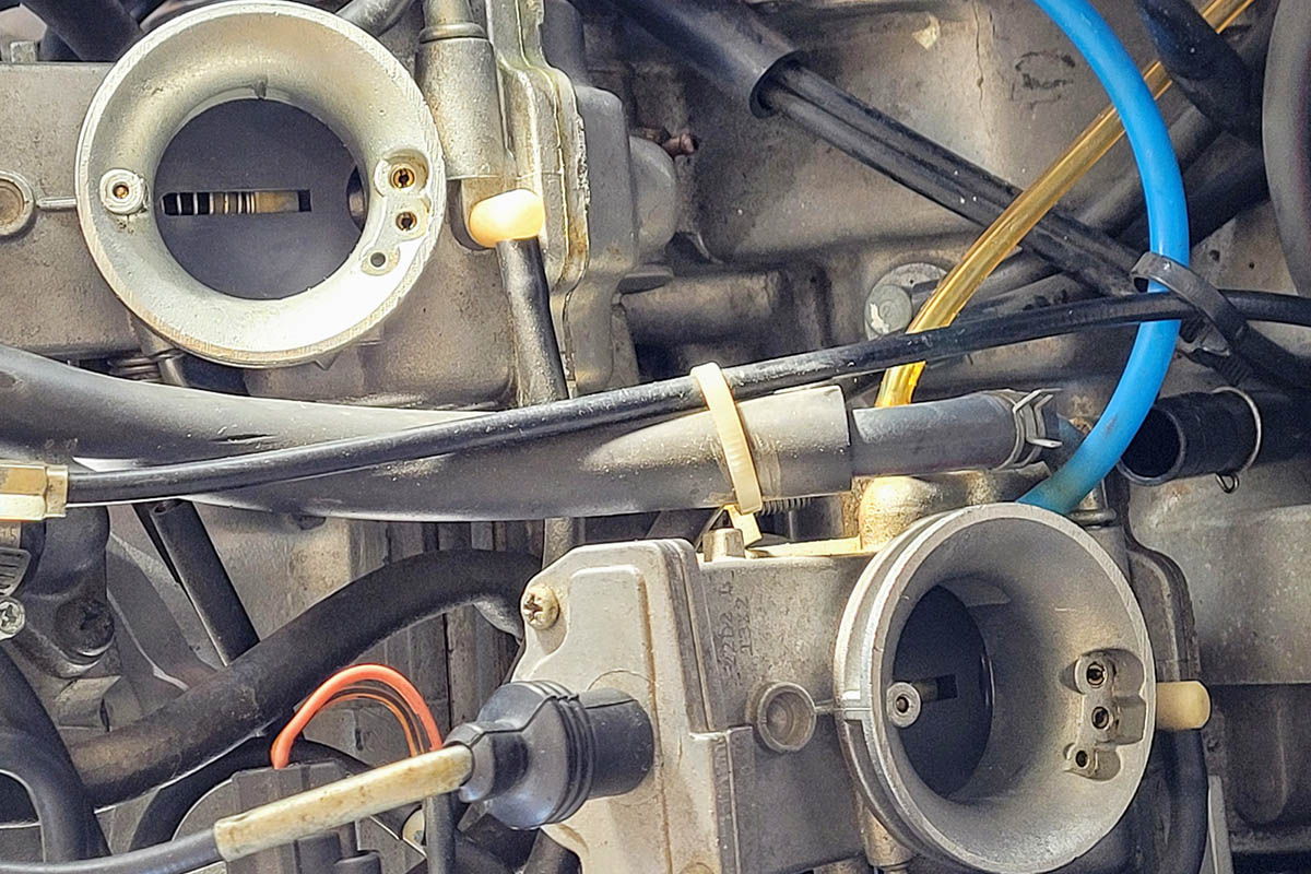 Detalle de los carburadores