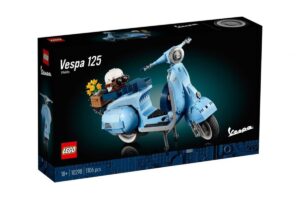 Vespa 125 Lego kit