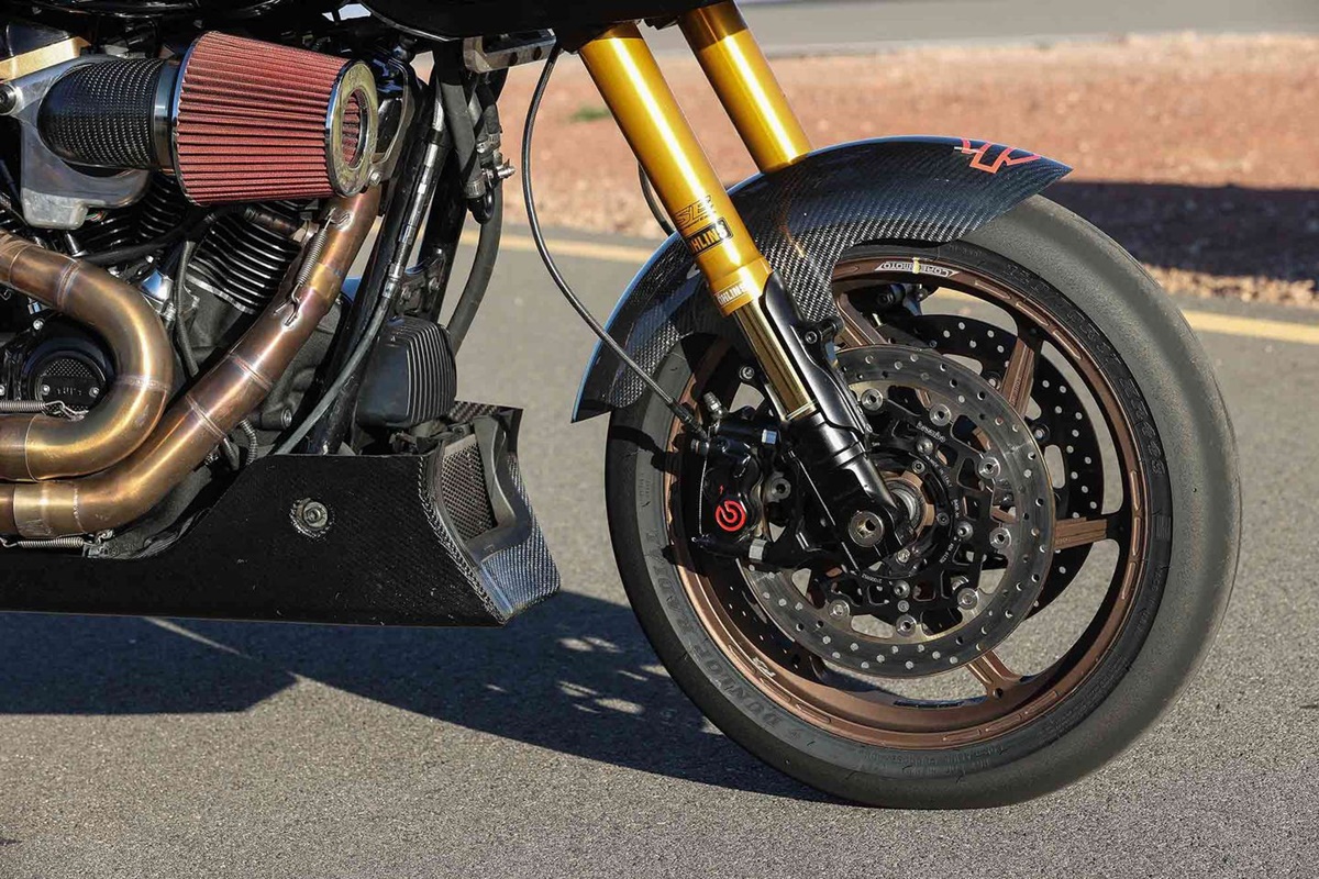 Harley-Davidson Screamin' Eagle Road Glide Special tren delantero
