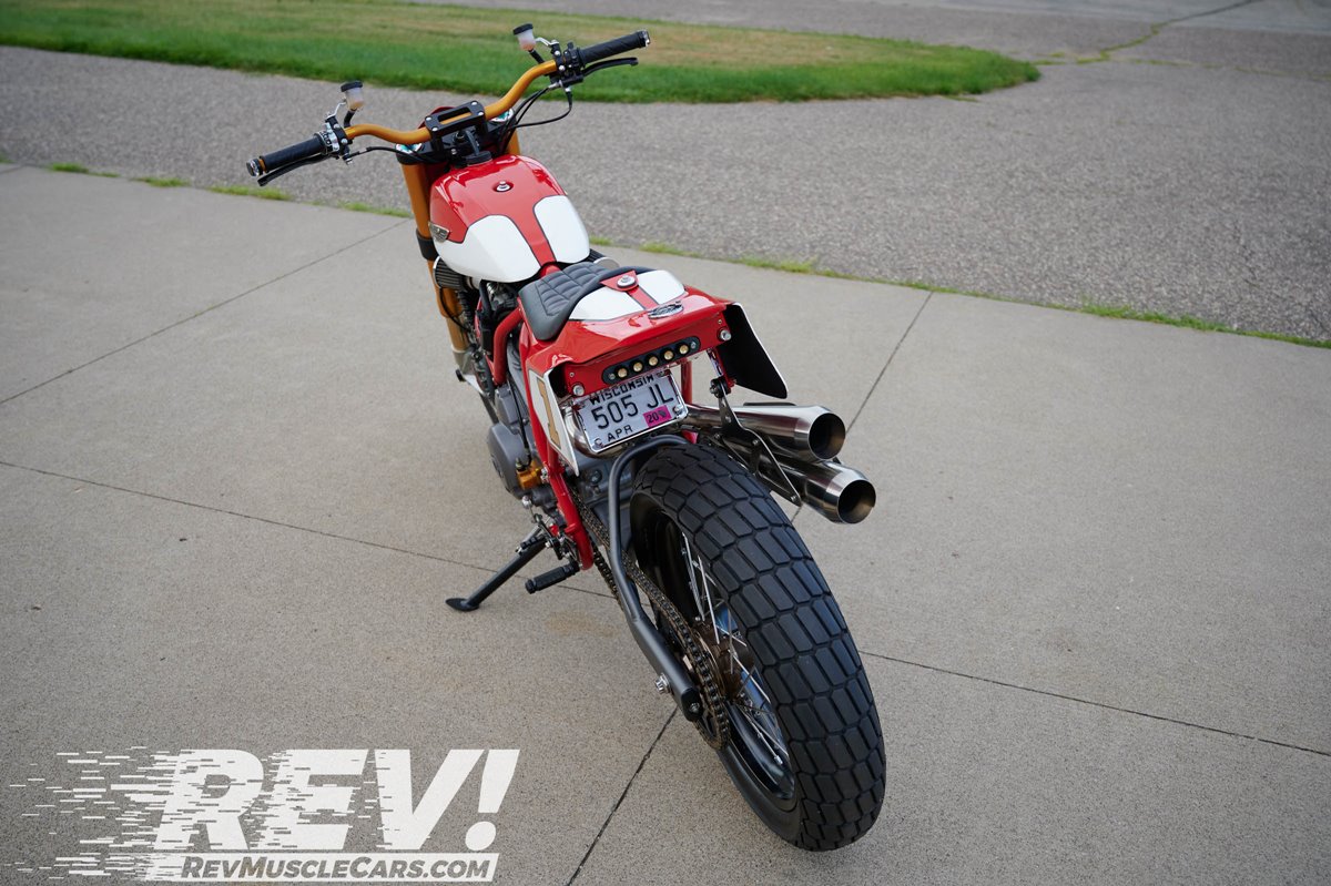 Ducati/Fuller Street Tracker 2018 vista trasera