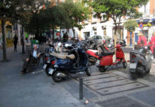 ¿Qué es lo que más odias de aparcar la moto?