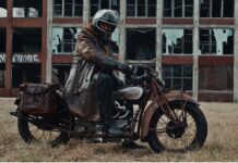 Indian 4 de 1929 eléctrica lateral con Randy “Detroit” Hayward