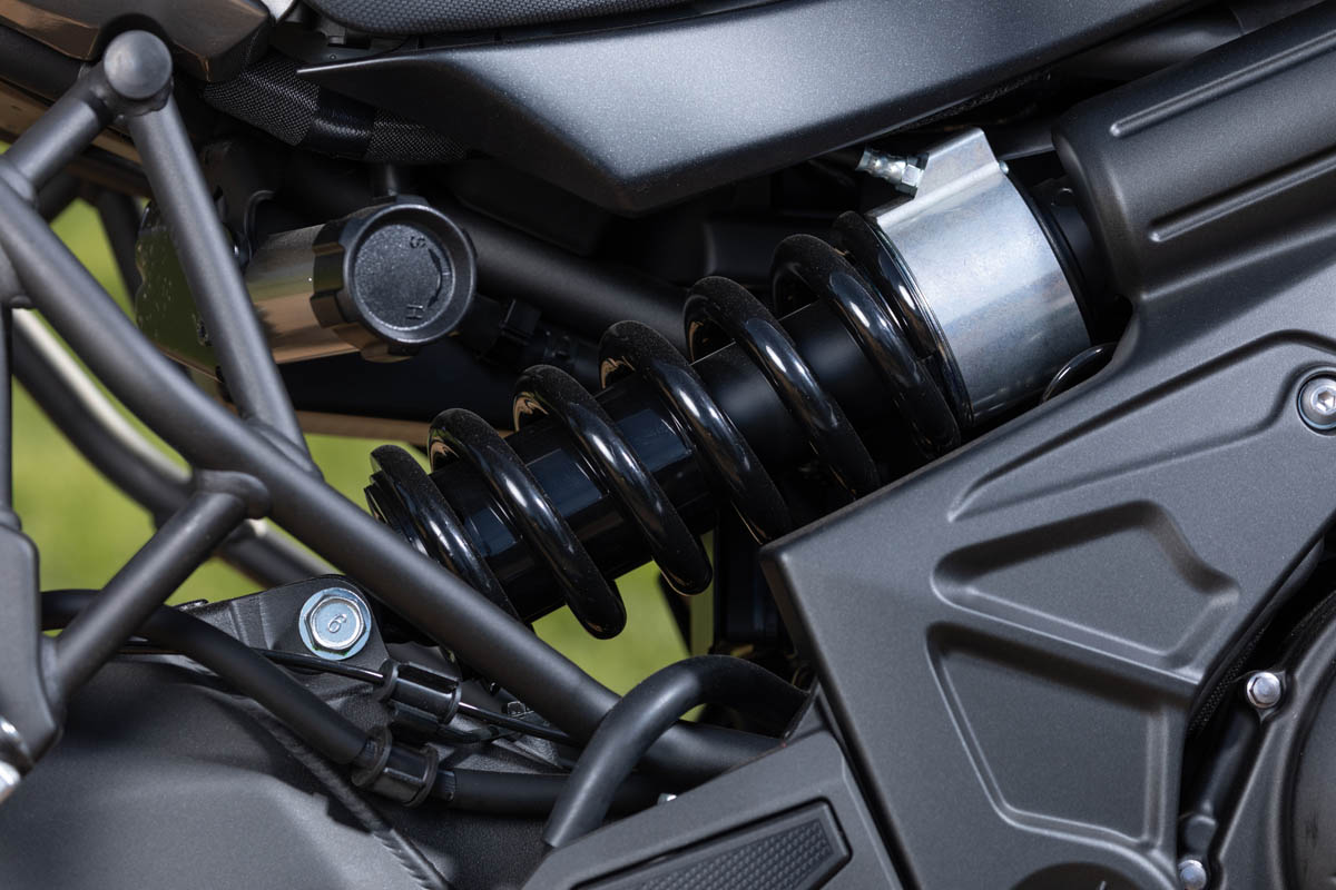 kawasaki_versys_650_2022_17