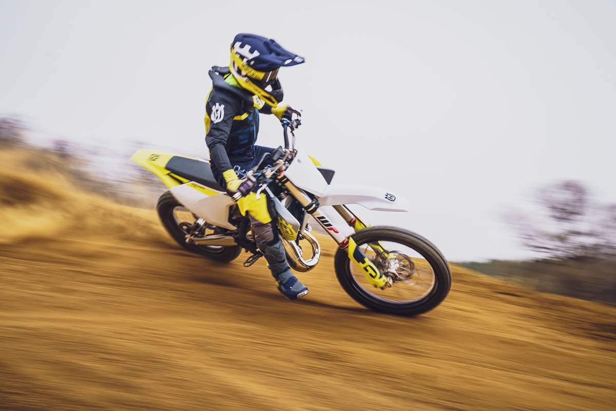 Husqvarna TC85 en acción