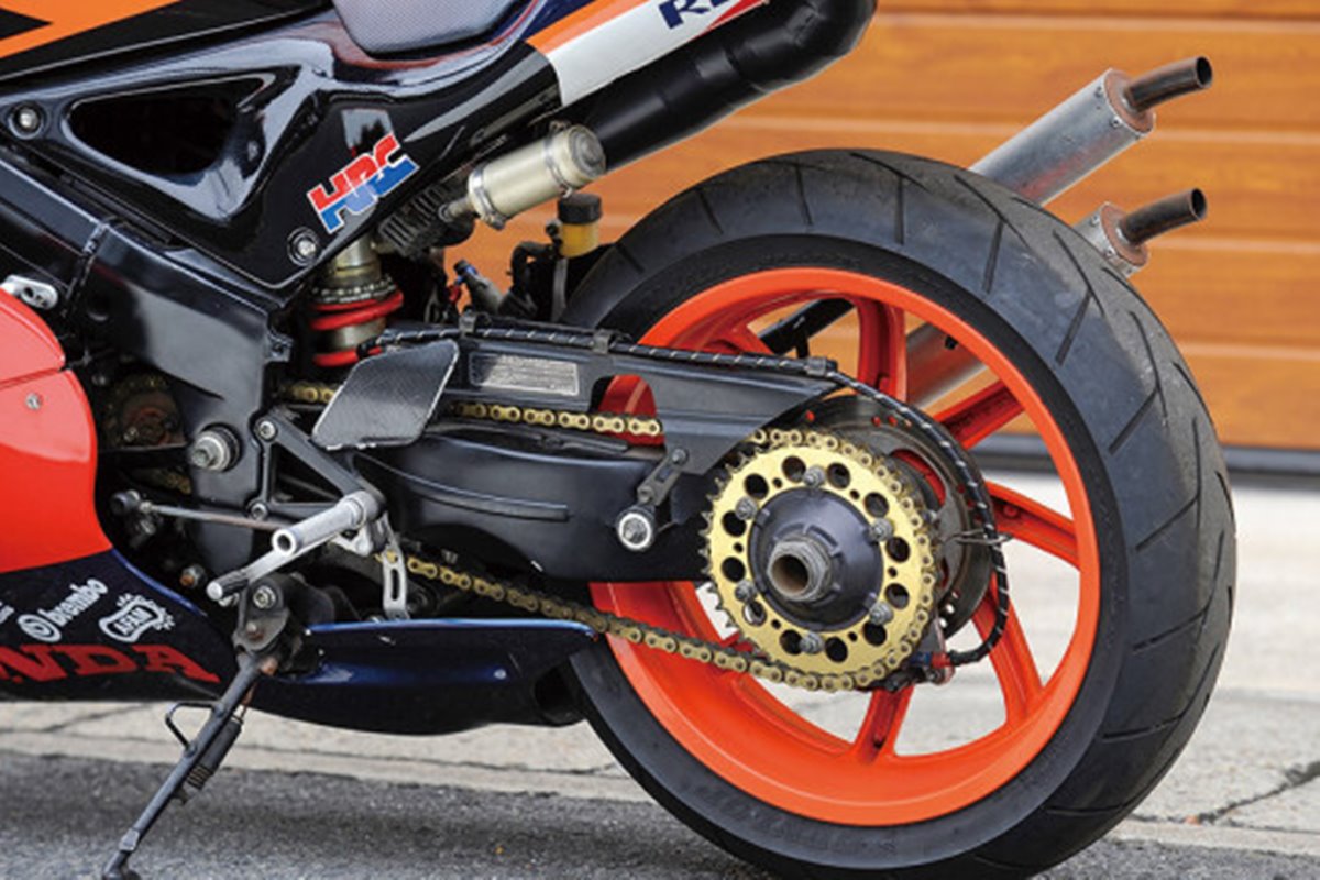 Monta monobrazo de la VFR400R