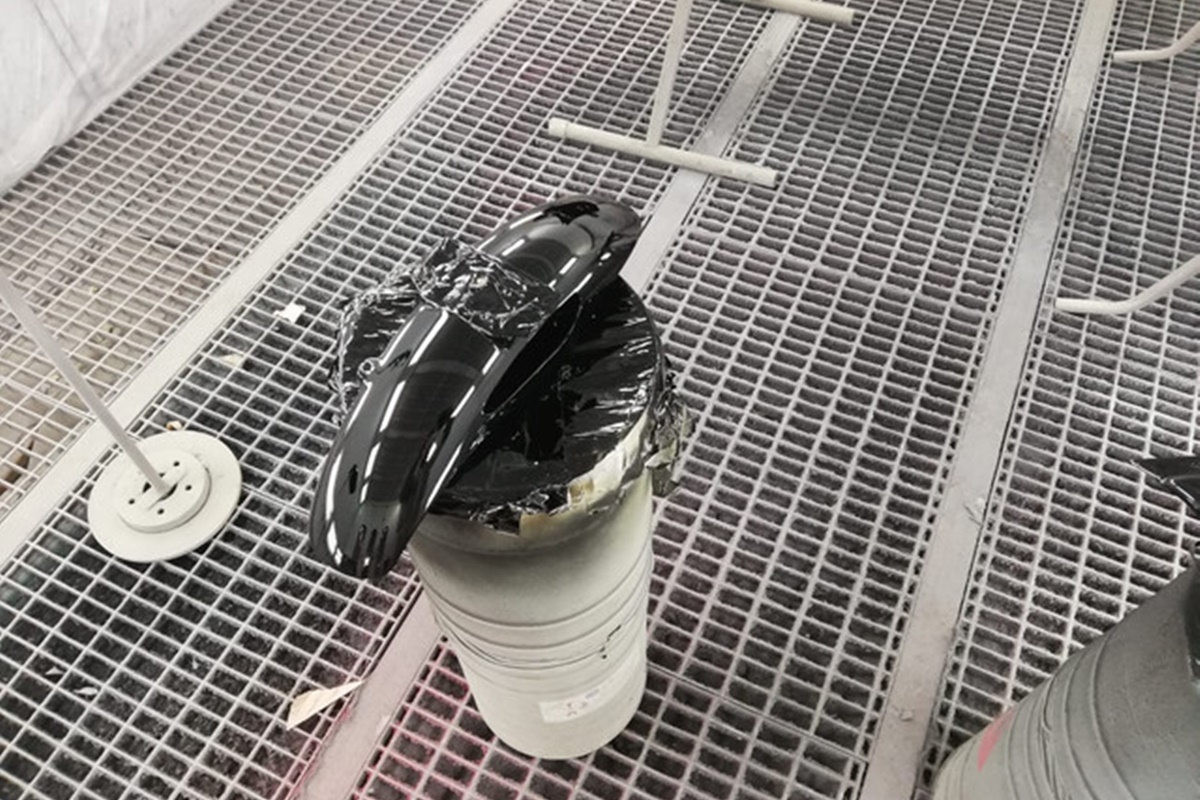 Fibras en cabina de pintura