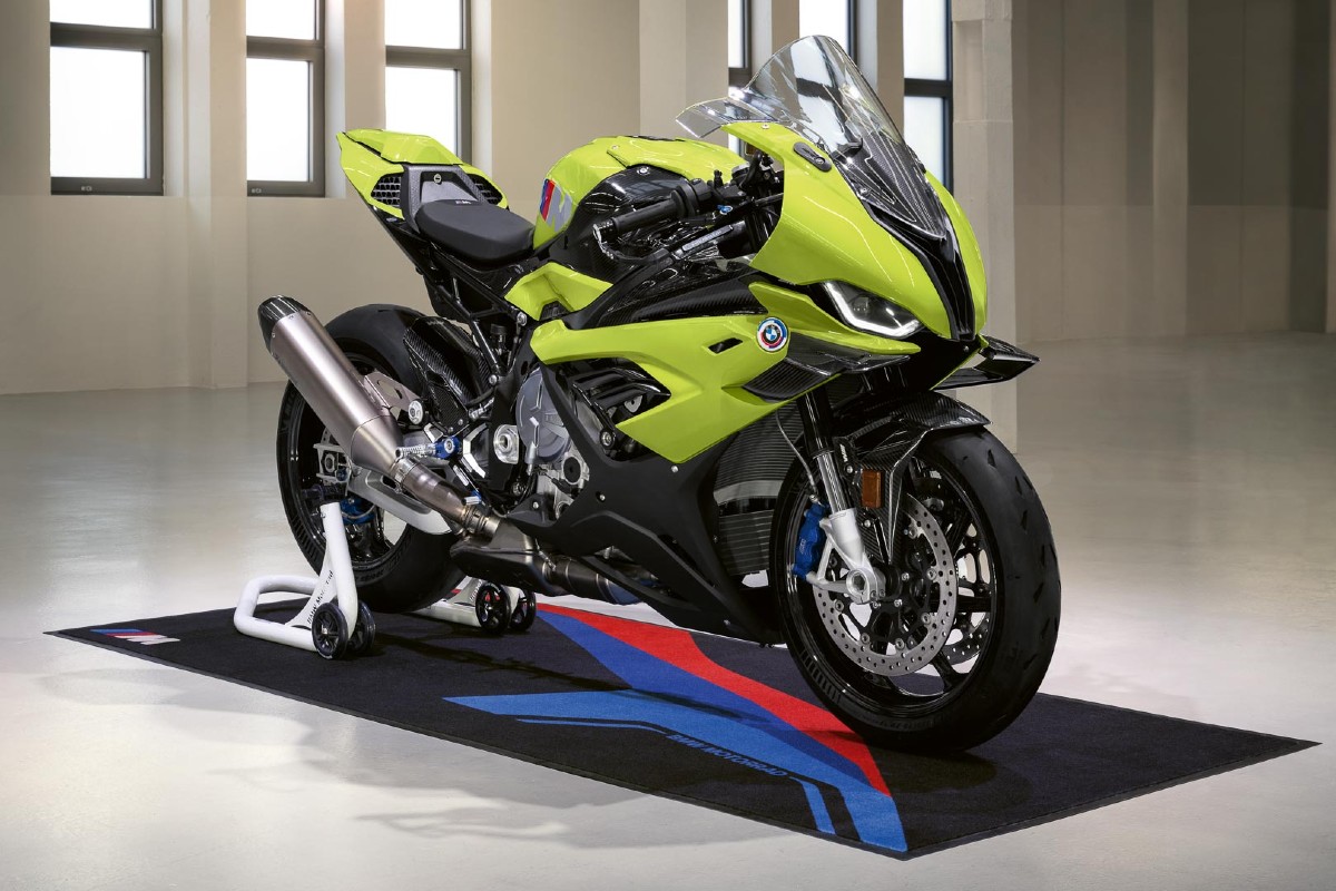 2022-bmw-m-1000-rr-50-years-m-first-look-high-performance-superbike-motorcycle-10