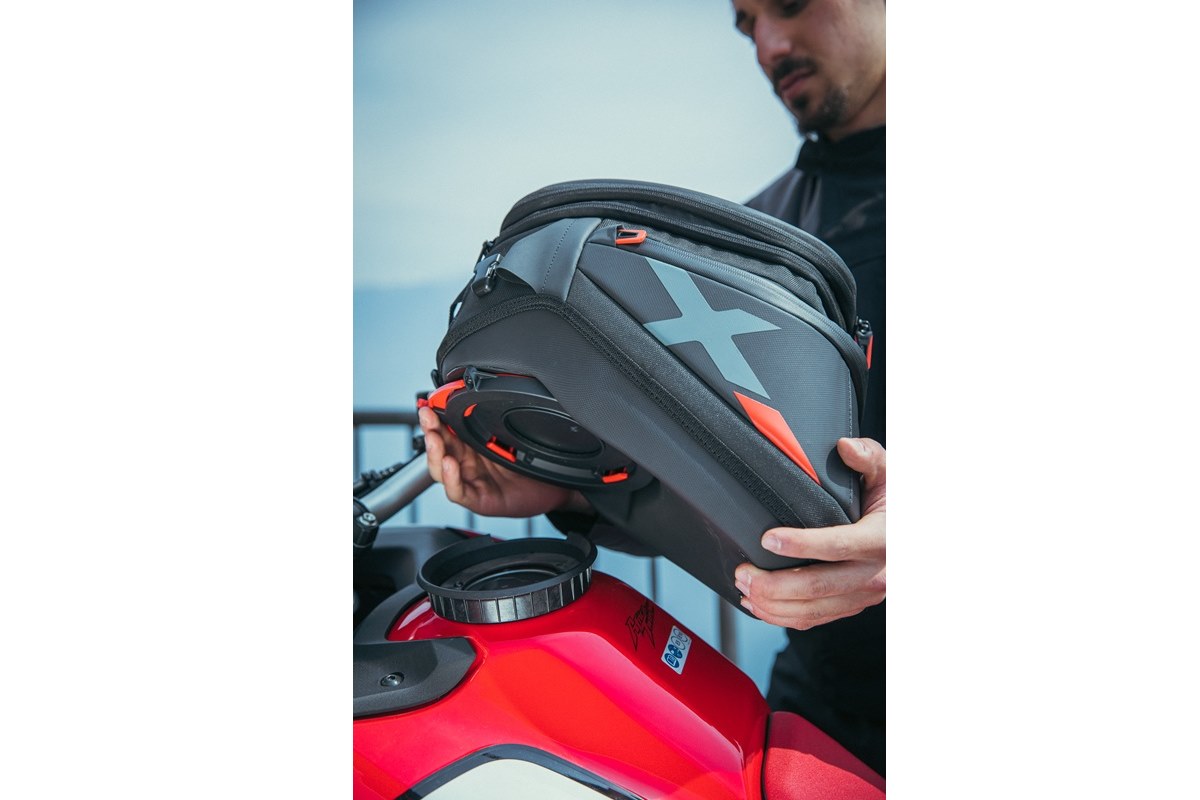 Gama GIVI X-Line 2022