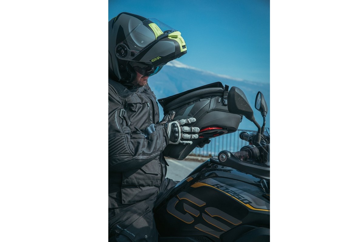 Gama GIVI X-Line 2022