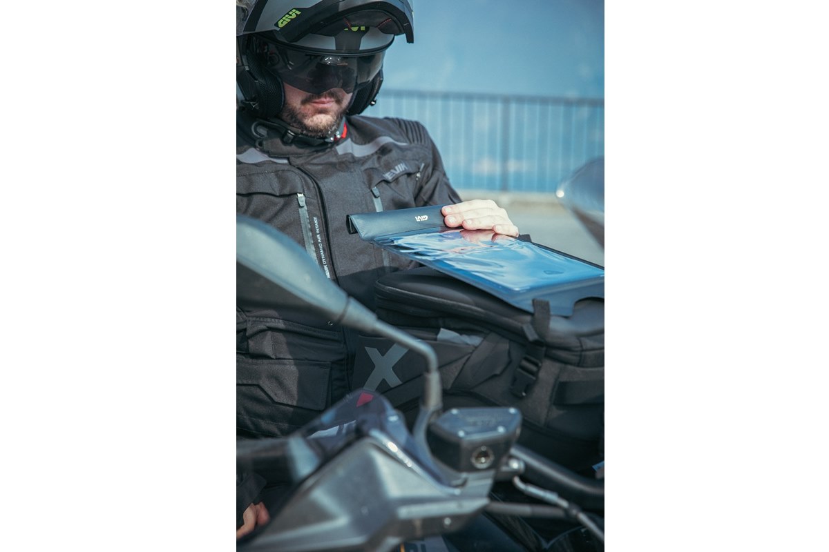 Gama GIVI X-Line 2022
