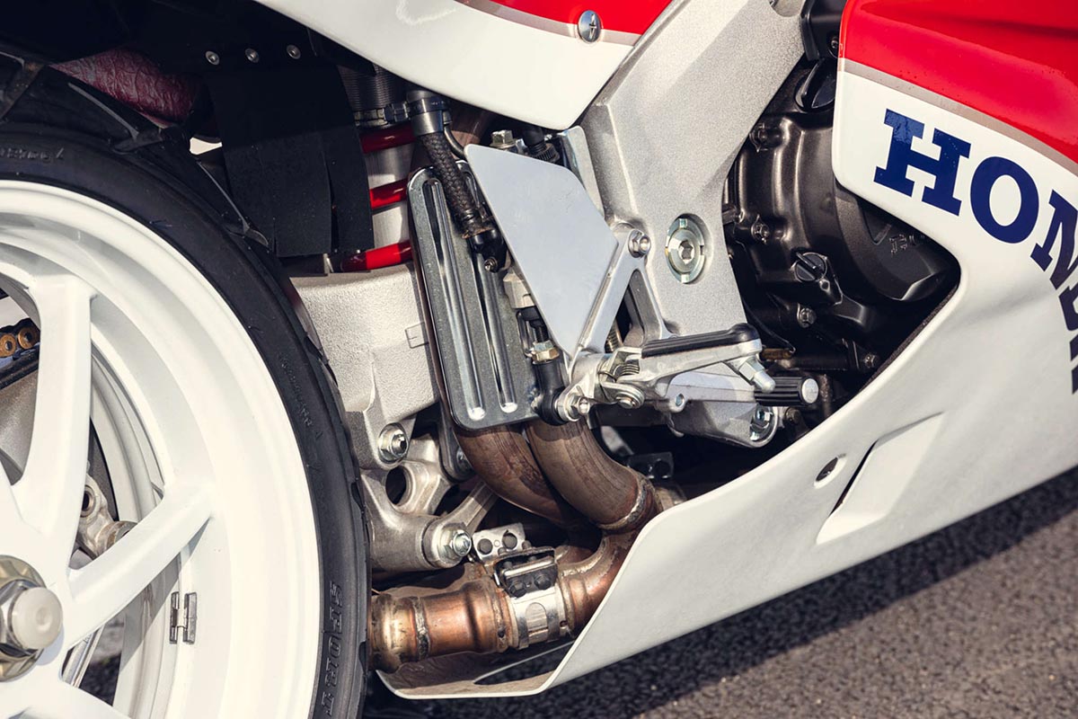 En perfecto estado de revista, así está la RC30 subastada